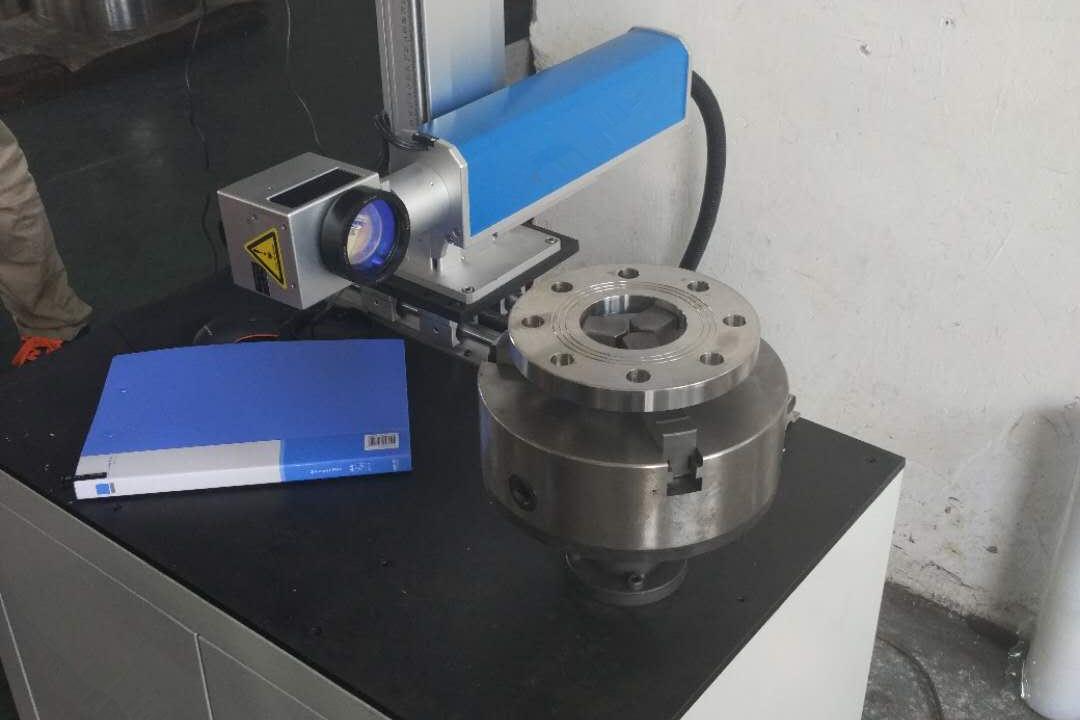 ���m�����˙C